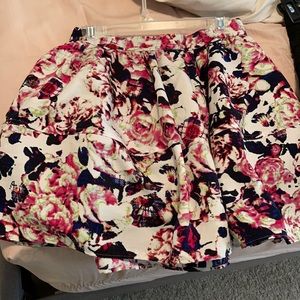 Express Shell Multi color skirt